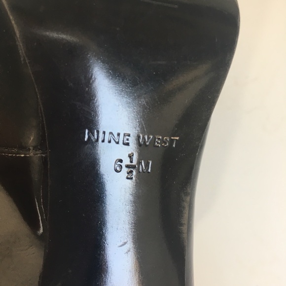 Nine West Sz 6.5M Peep Toe Black Patent Leather - Picture 2 of 8